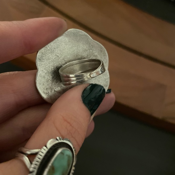 Silver statement ring - Picture 3 of 4